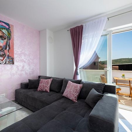Apartments Lana Mlini Eksteriør billede