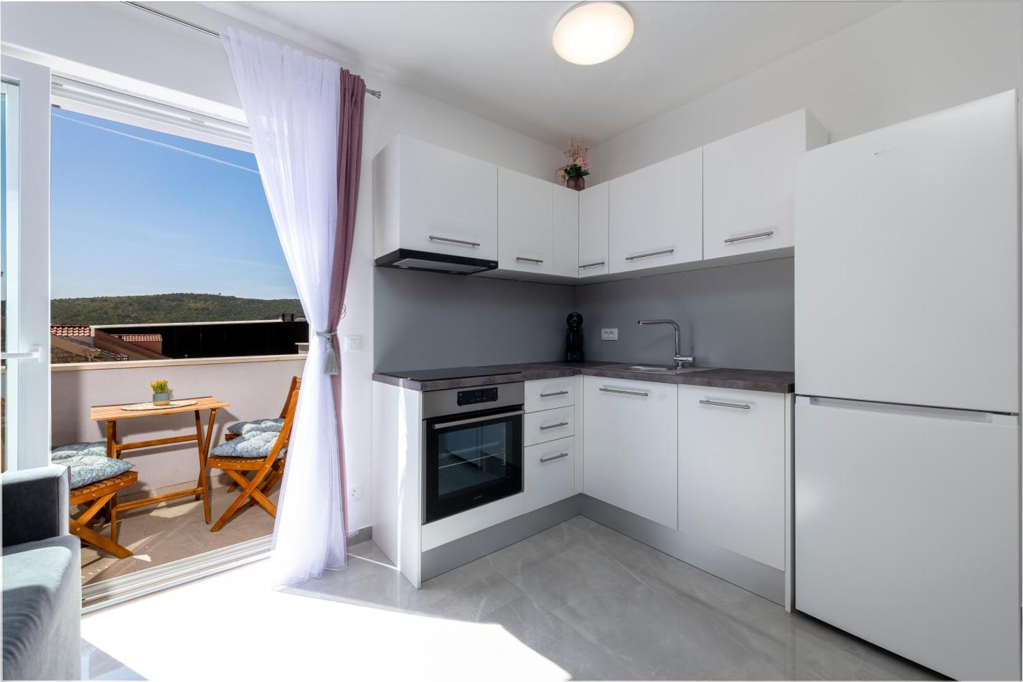 Apartments Lana Mlini Eksteriør billede